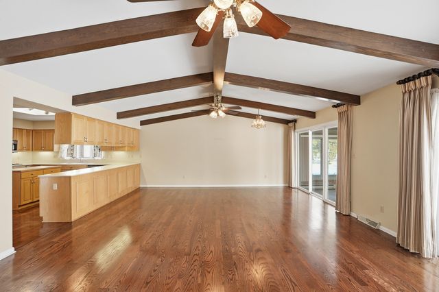 10023 Redbud Road, Munster, IN 46321