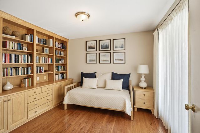 10023 Redbud Road, Munster, IN 46321