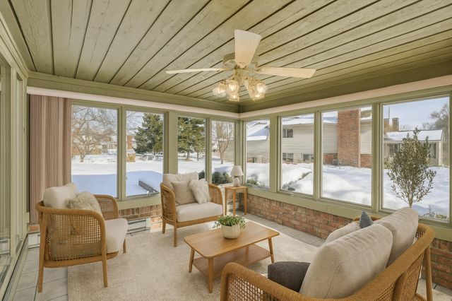 10023 Redbud Road, Munster, IN 46321