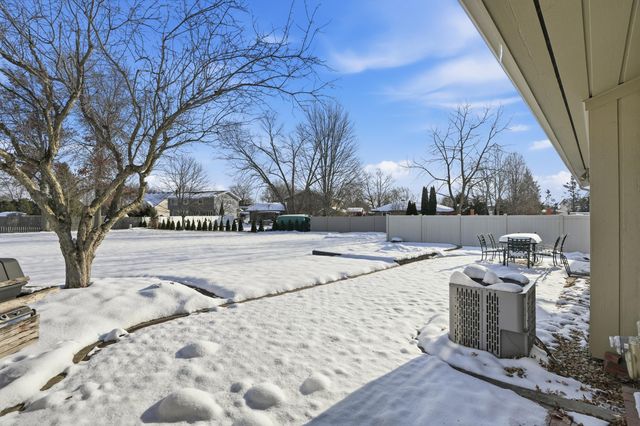 10023 Redbud Road, Munster, IN 46321