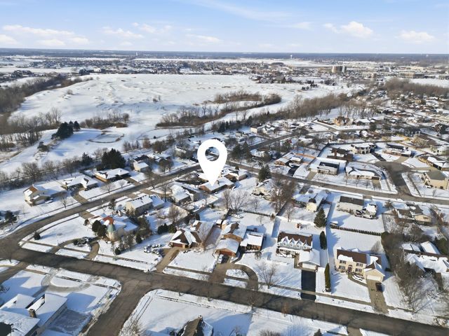 10023 Redbud Road, Munster, IN 46321