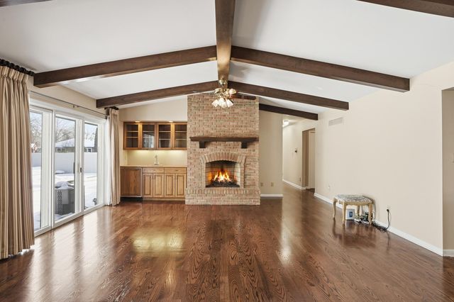 10023 Redbud Road, Munster, IN 46321