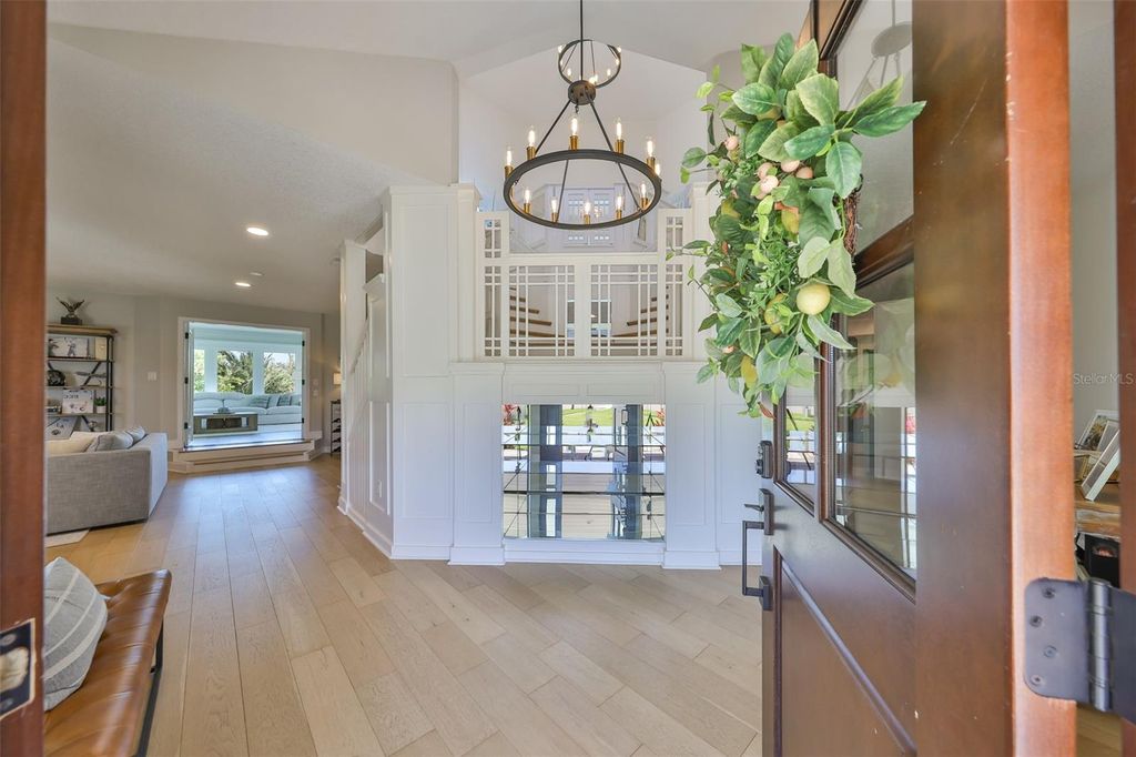 Image 11 of property listing at 945 BUNKER VIEW DRIVE, Apollo Beach, FL 33572