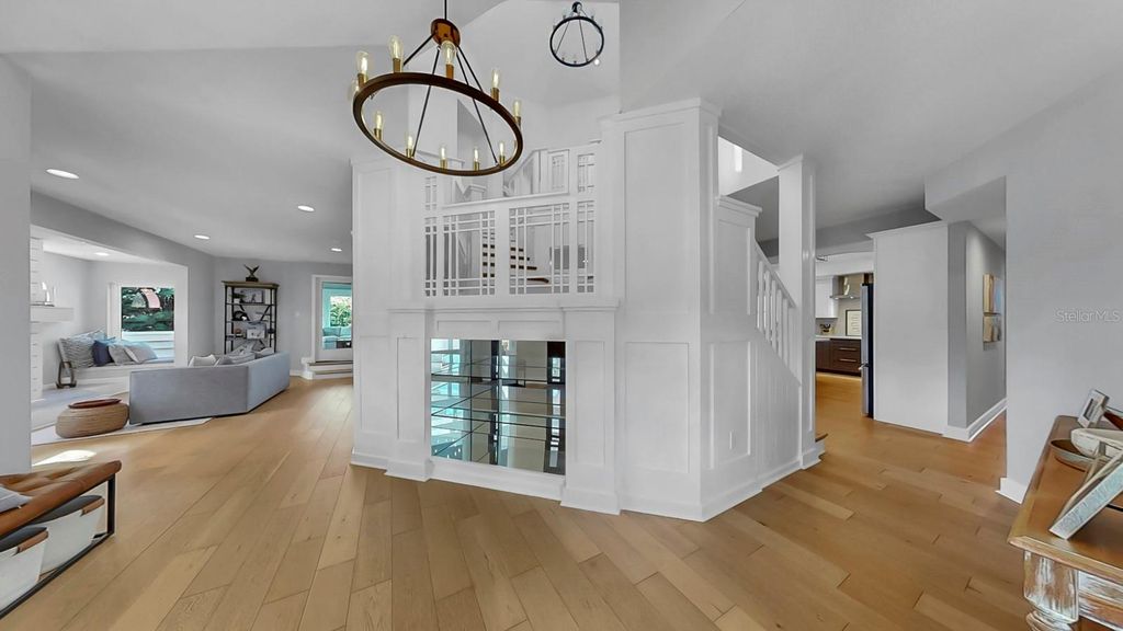 Image 12 of property listing at 945 BUNKER VIEW DRIVE, Apollo Beach, FL 33572