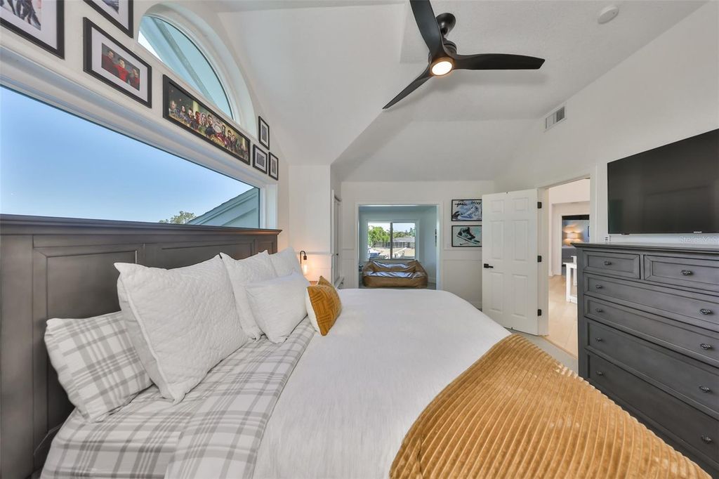 Image 57 of property listing at 945 BUNKER VIEW DRIVE, Apollo Beach, FL 33572