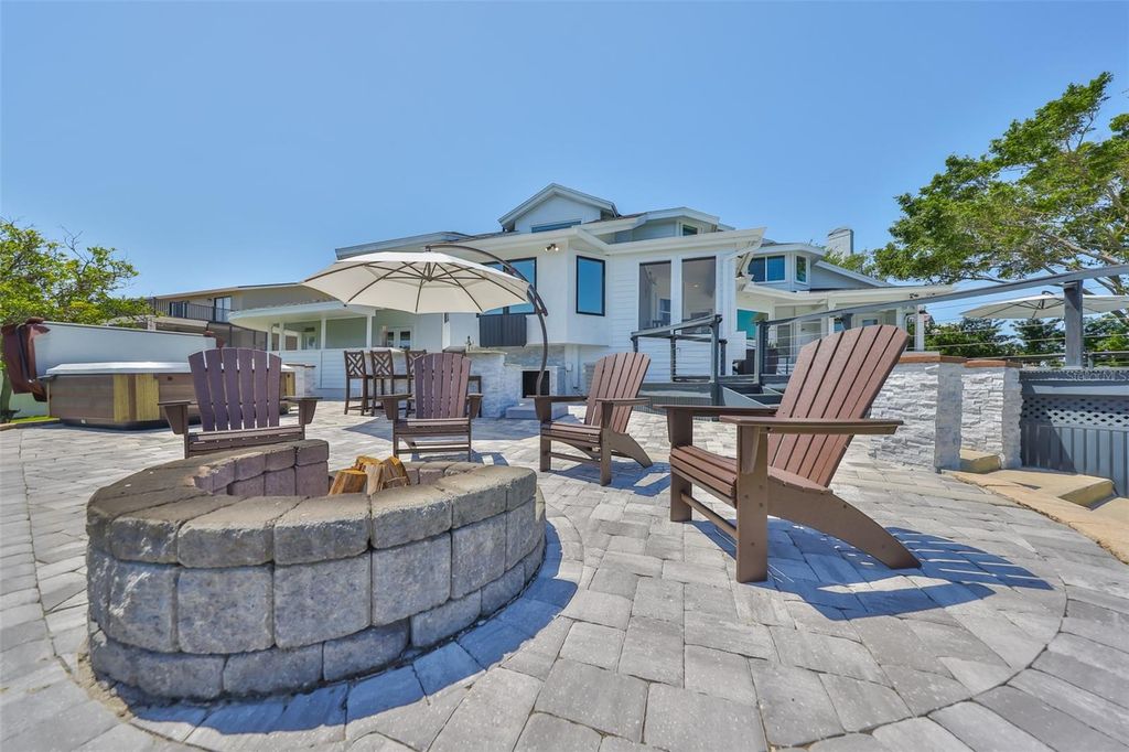 Image 76 of property listing at 945 BUNKER VIEW DRIVE, Apollo Beach, FL 33572