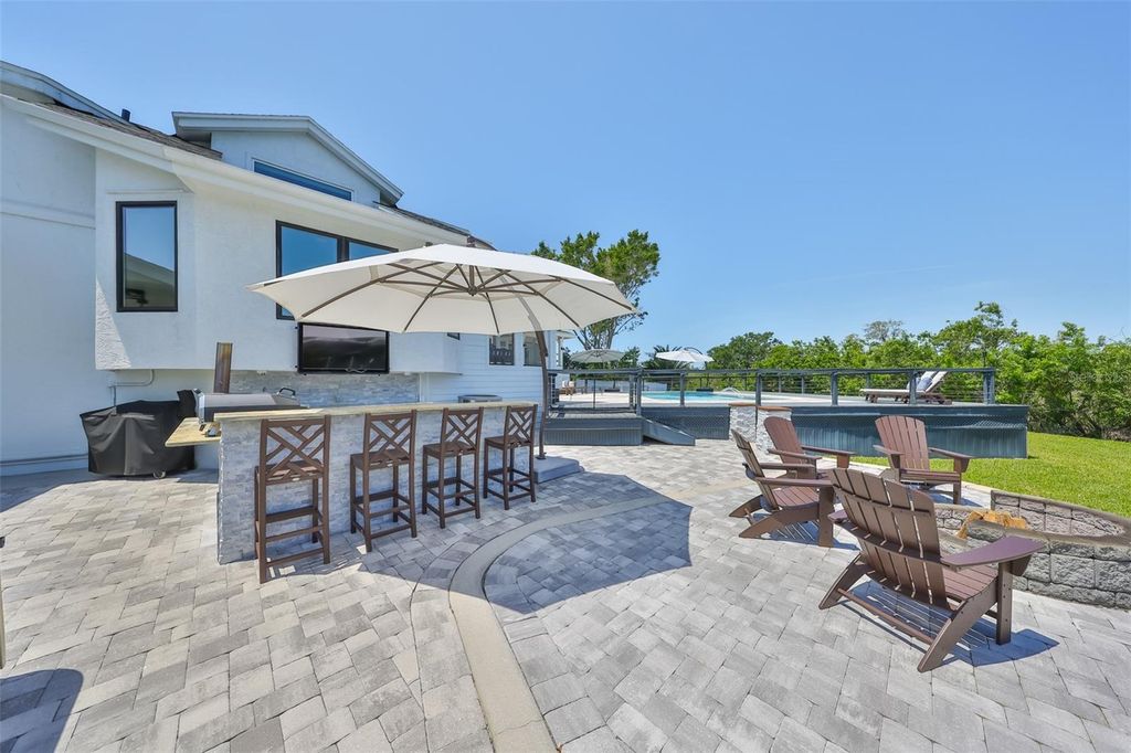 Image 84 of property listing at 945 BUNKER VIEW DRIVE, Apollo Beach, FL 33572