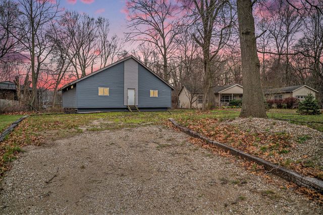 116 Coolspring Circle, Michigan City, IN 46360