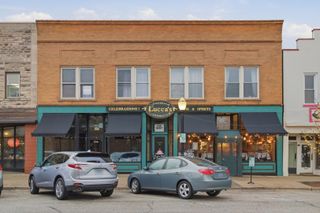 106 W Burlington Avenue 2, La Grange, IL 60525