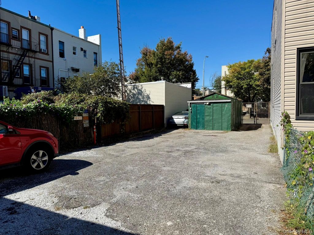 1864 Gates Avenue, Ridgewood, NY 11385 — photo 5