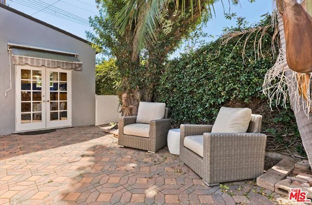 11637 Charnock Road, Los Angeles, CA 90066