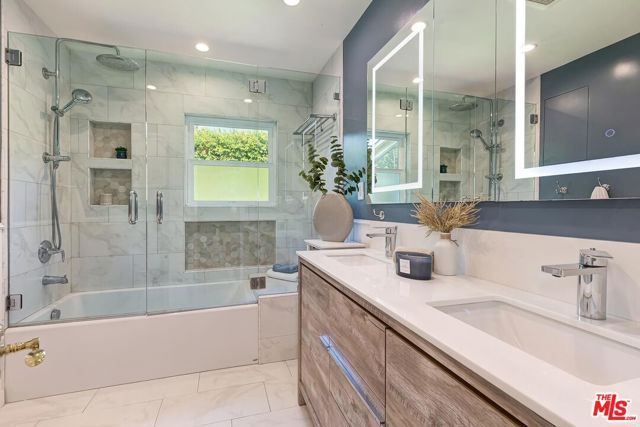11637 Charnock Road, Los Angeles, CA 90066