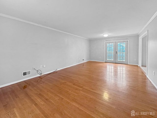 117 old post Road, Edison, NJ 08810