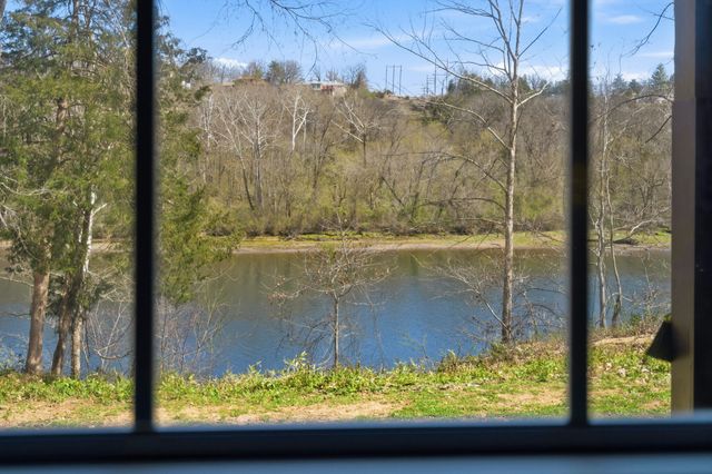 440 Fall Creek Drive Apt 4, Branson, MO 65616