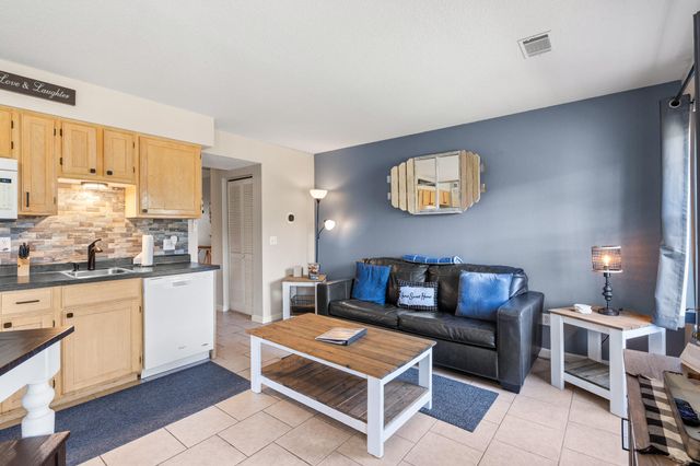 440 Fall Creek Drive Apt 4, Branson, MO 65616