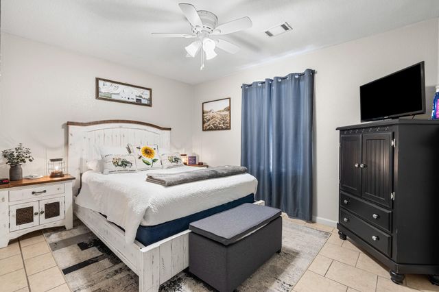 440 Fall Creek Drive Apt 4, Branson, MO 65616