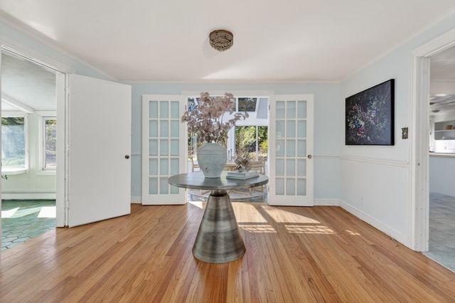 5 Summer Street, Weston, MA 02493