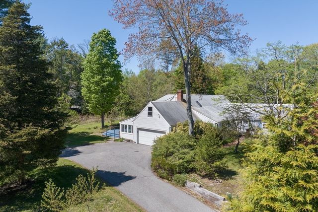 5 Summer Street, Weston, MA 02493