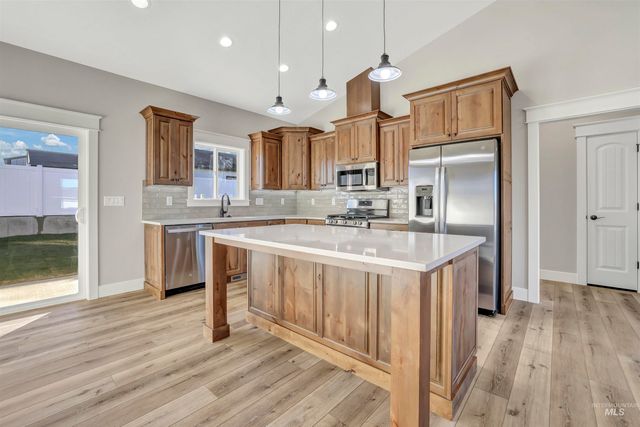 1329 Haizlee Way, Twin Falls, ID 83301