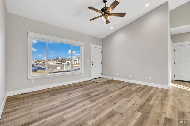 1329 Haizlee Way, Twin Falls, ID 83301