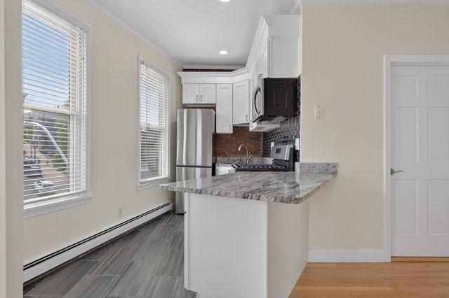 137 Dorchester St 3D, Boston, MA 02127