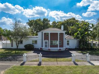 520 Morningside Drive, Miami Springs, FL 33166