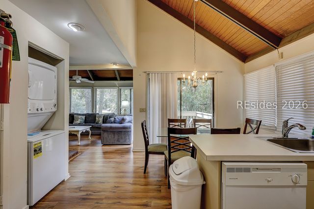 45 Night Heron Ln, Hilton Head Island, SC 29928