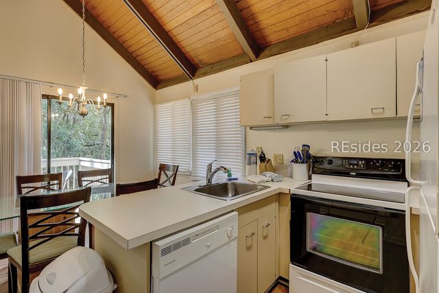 45 Night Heron Ln, Hilton Head Island, SC 29928