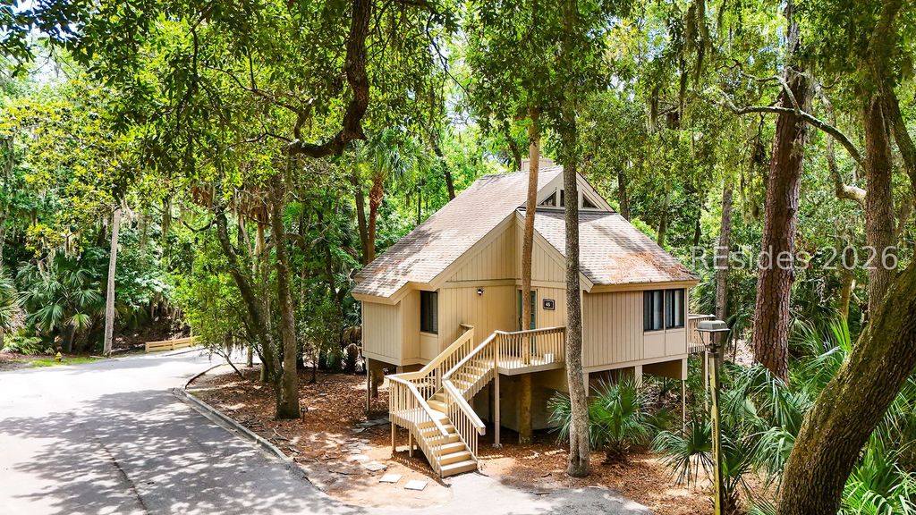 45 Night Heron Ln, Hilton Head Island, SC 29928