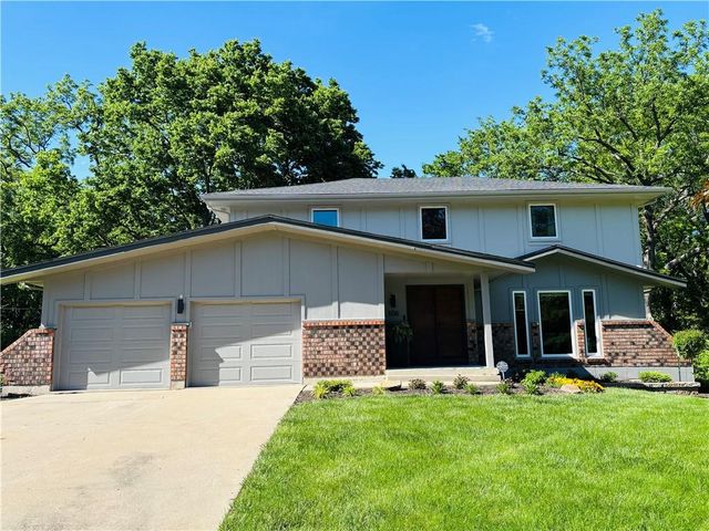 106 E 104th Street, Kansas City, MO 64114