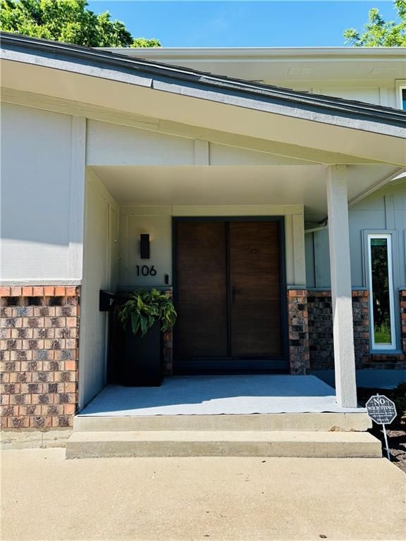 106 E 104th Street, Kansas City, MO 64114