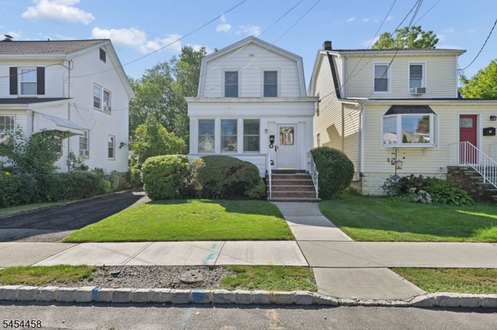 11 Concord Ave, Maplewood Twp., NJ 07040 — photo 2