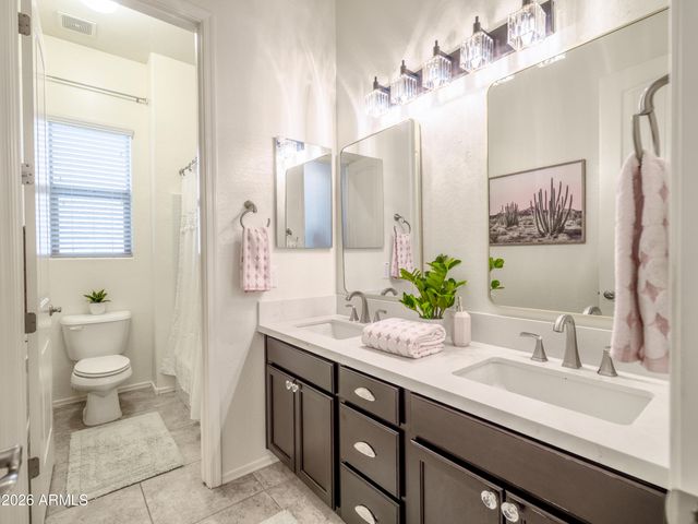 21421 E WAVERLY Drive, Queen Creek, AZ 85142