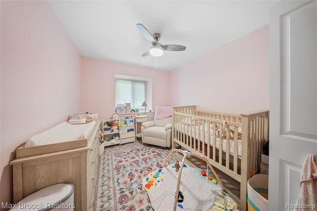 322 Riviera Drive 75, Saint Clair Shores, MI 48080