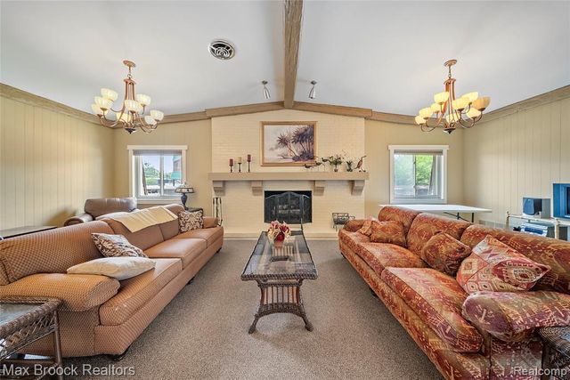 322 Riviera Drive 75, Saint Clair Shores, MI 48080