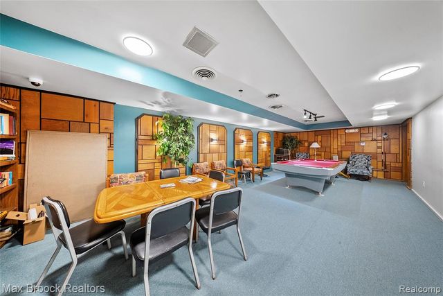 322 Riviera Drive 75, Saint Clair Shores, MI 48080