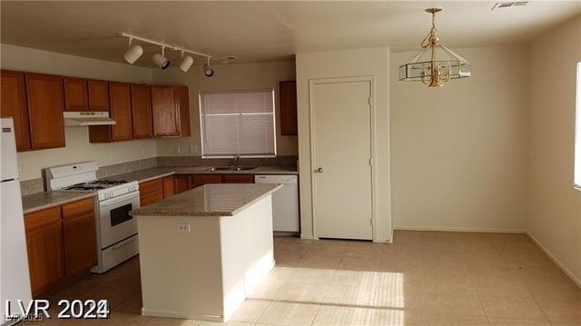 5987 Stone Hollow Avenue, Las Vegas, NV 89156