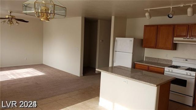 5987 Stone Hollow Avenue, Las Vegas, NV 89156