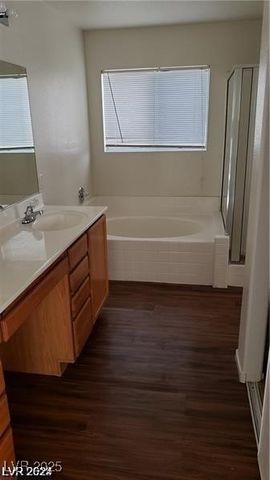 5987 Stone Hollow Avenue, Las Vegas, NV 89156