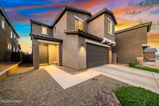 682 W Calle Espadero, Sahuarita, AZ 85629