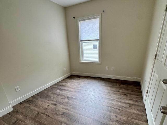 10 Elliott Pl 3R, Peabody, MA 01960