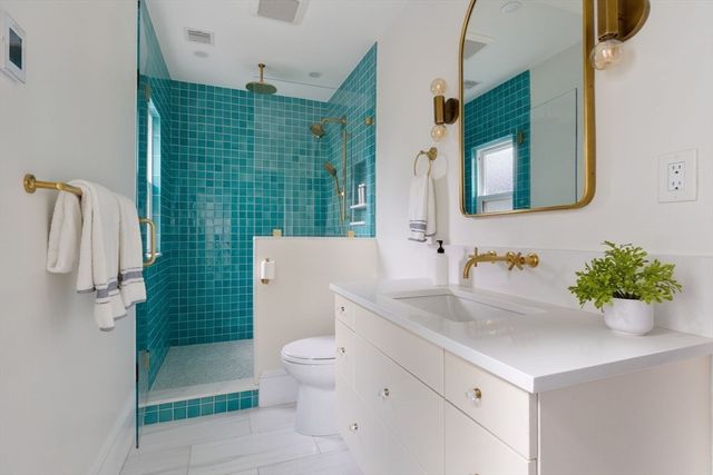 22 Edge Hill St, Boston, MA 02130