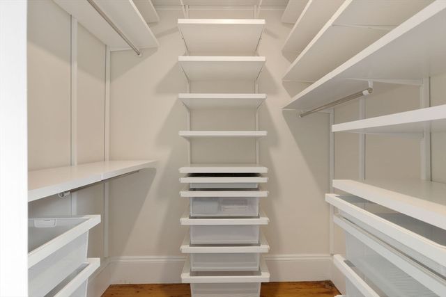 22 Edge Hill St, Boston, MA 02130