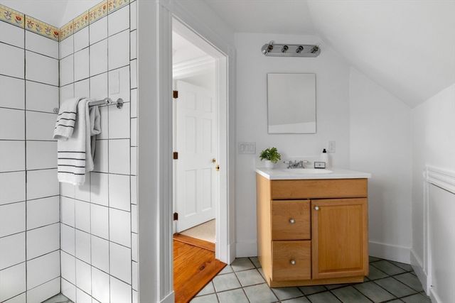 22 Edge Hill St, Boston, MA 02130