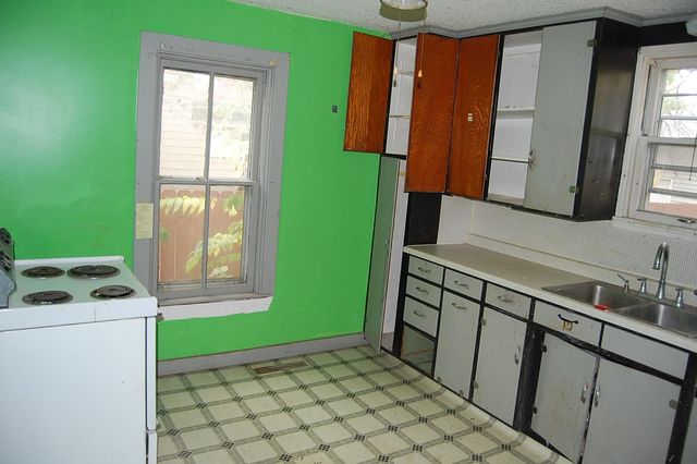 721 Tuscarora Avenue, Saint Paul, MN 55102