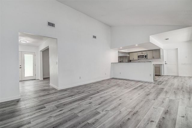 9404 W HAMILTON AVENUE, Tampa, FL 33615