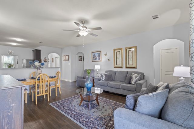 1535 Park Trails Boulevard, Princeton, TX 75407