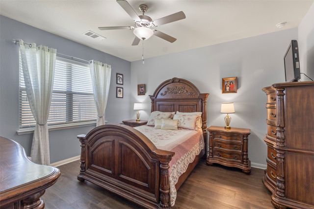 1535 Park Trails Boulevard, Princeton, TX 75407