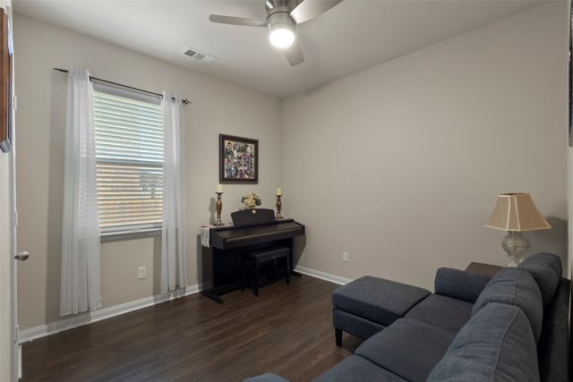 1535 Park Trails Boulevard, Princeton, TX 75407