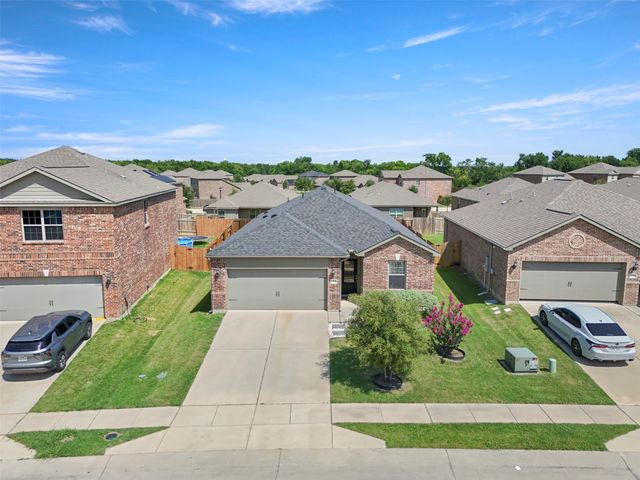 1535 Park Trails Boulevard, Princeton, TX 75407